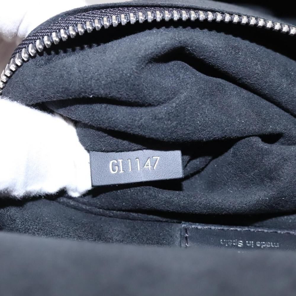 Louis Vuitton Messenger