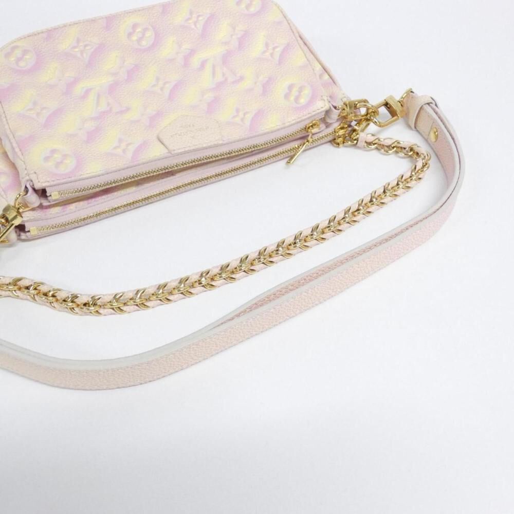 Louis Vuitton Clutch