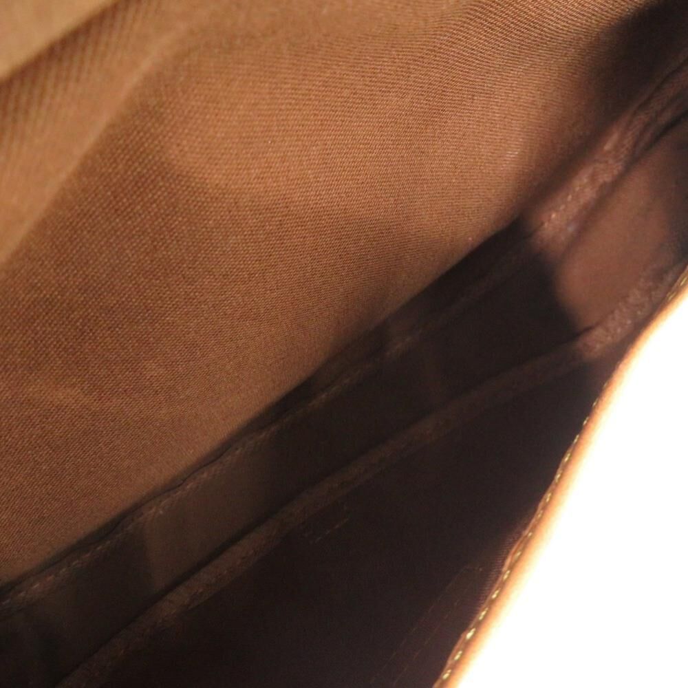 Louis Vuitton Saumur