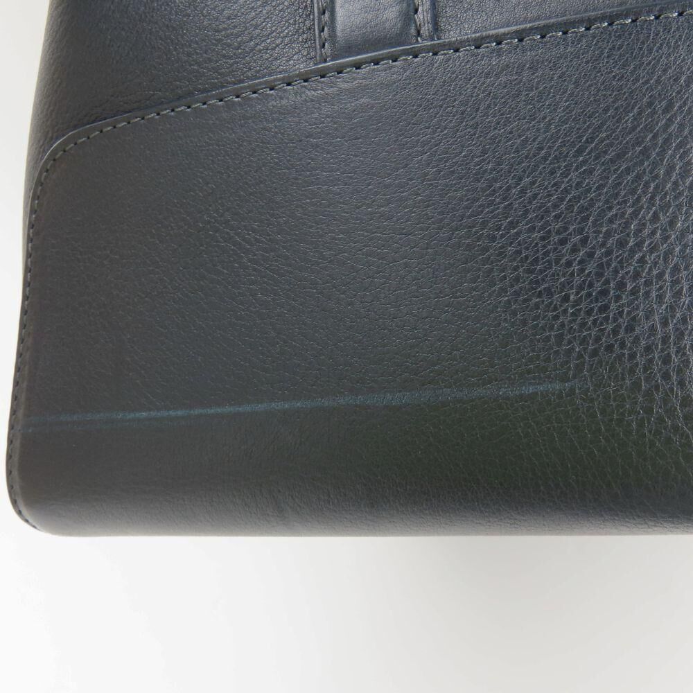 Louis Vuitton Greenwich