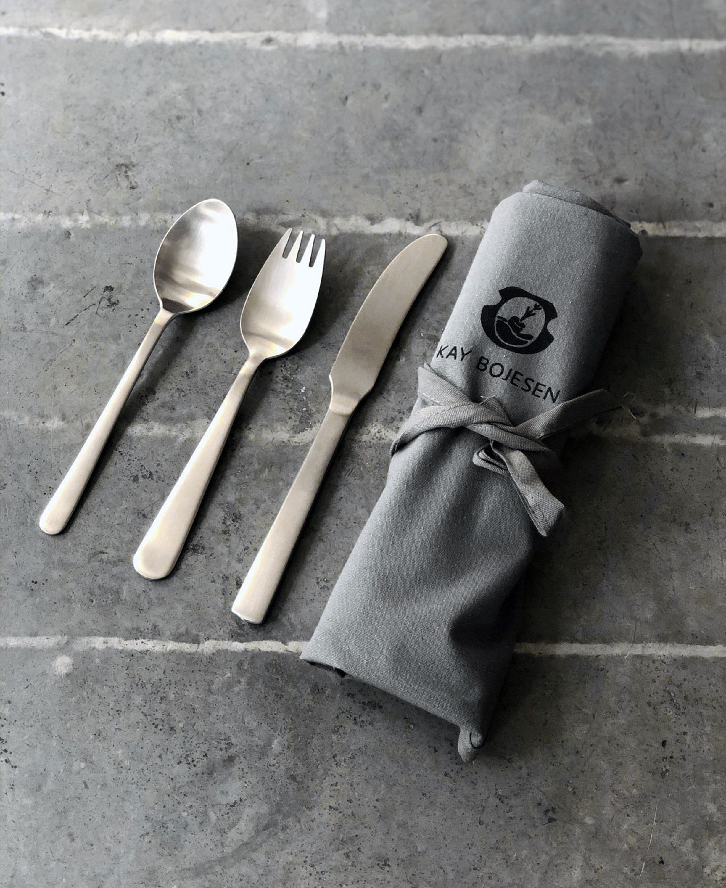 Grand Prix B&oslash;rnes&aelig;t, tre dele