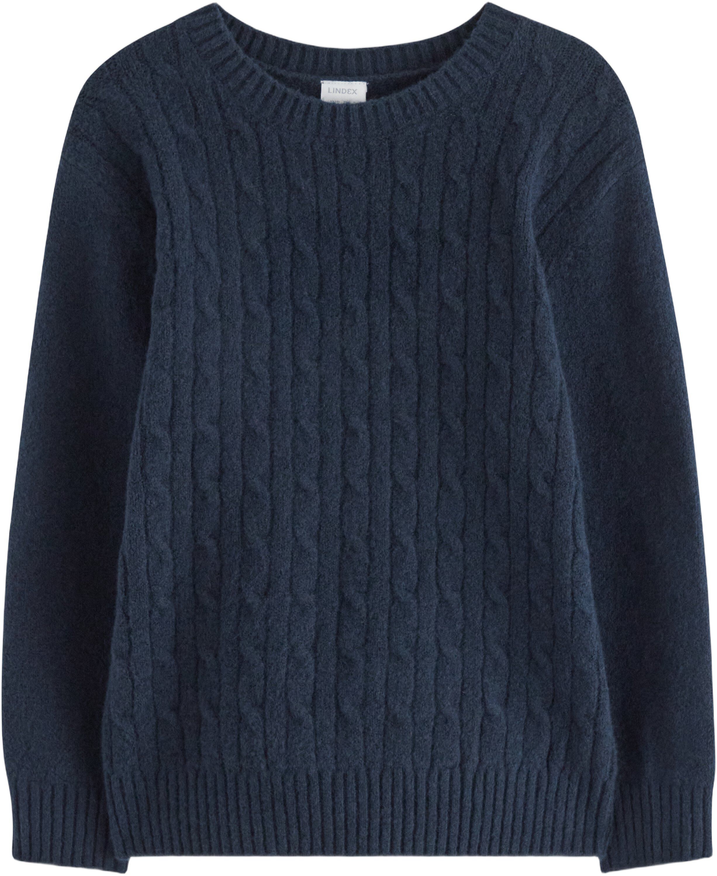 Sweater knitted cable