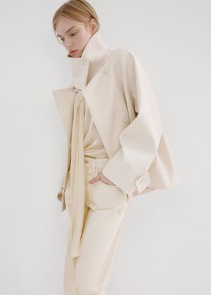 Mid-rise flared jeans