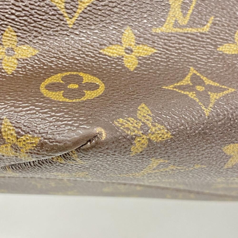 Louis Vuitton Raspail