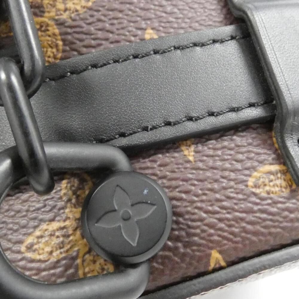 Louis Vuitton Shoulder Bags