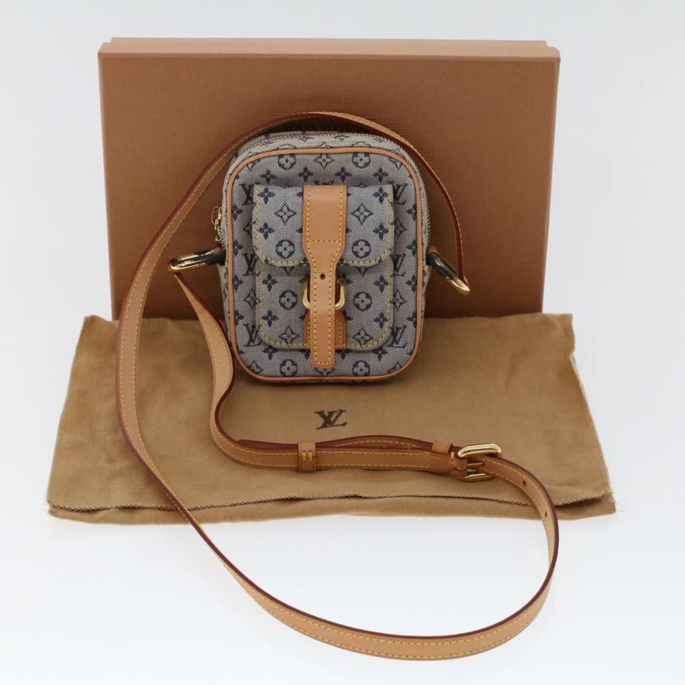 Louis Vuitton Shoulder Bags