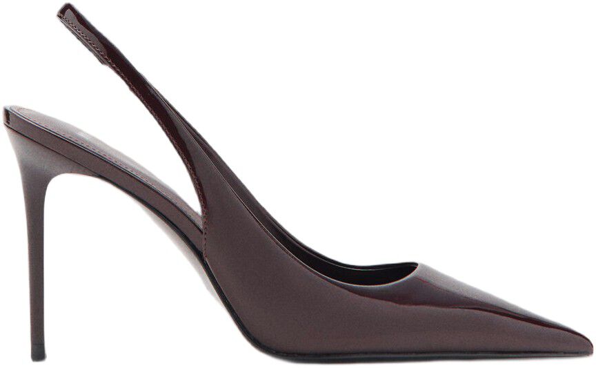 Patent leather heel shoes