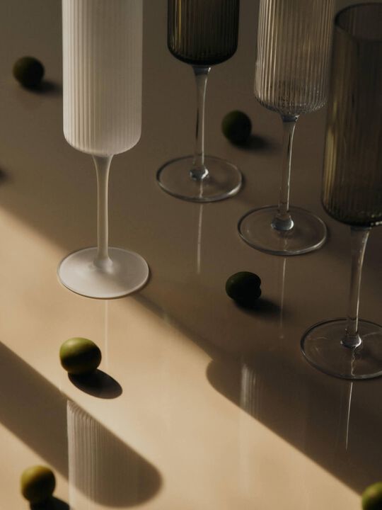 Ripple Champagne Flutes - Set of 2 - Clear