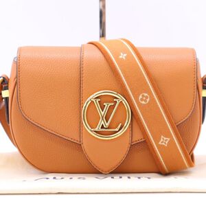 Louis Vuitton Shoulder Bags