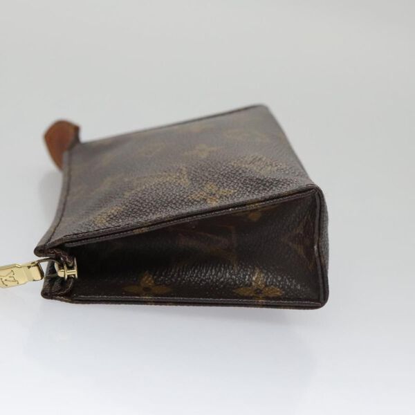 Louis Vuitton Poche Toilette
