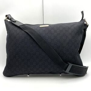 Gucci Shoulder Bag