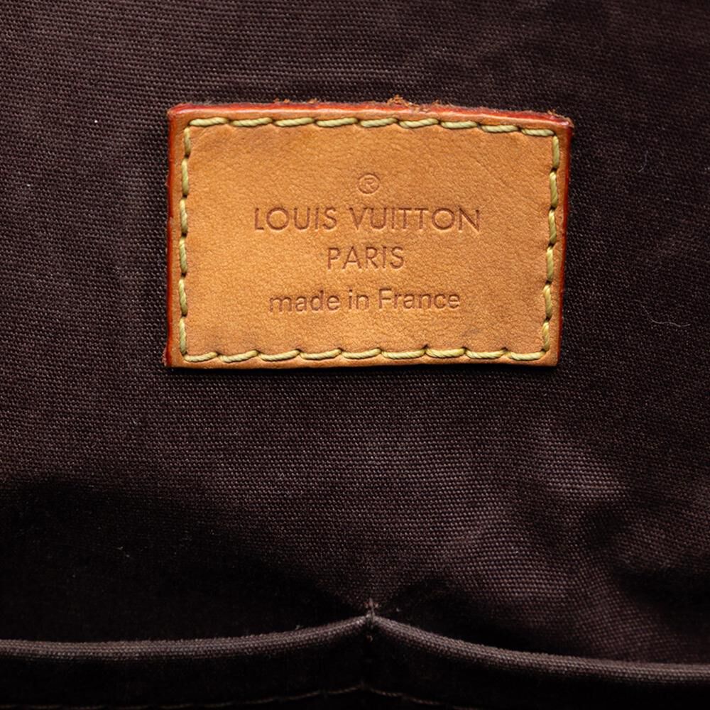 Louis Vuitton Shoulder Bags