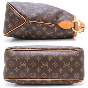 Louis Vuitton Shoulder Bags