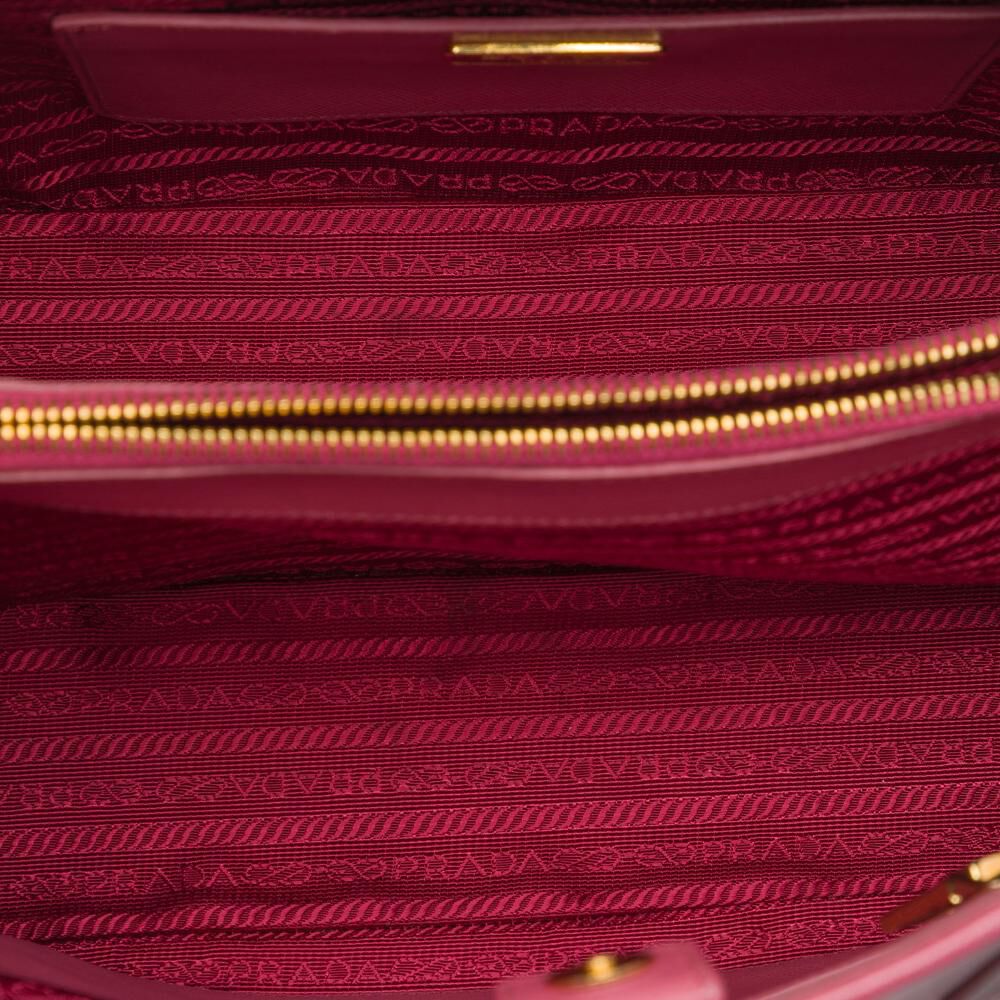 Prada Promenade
