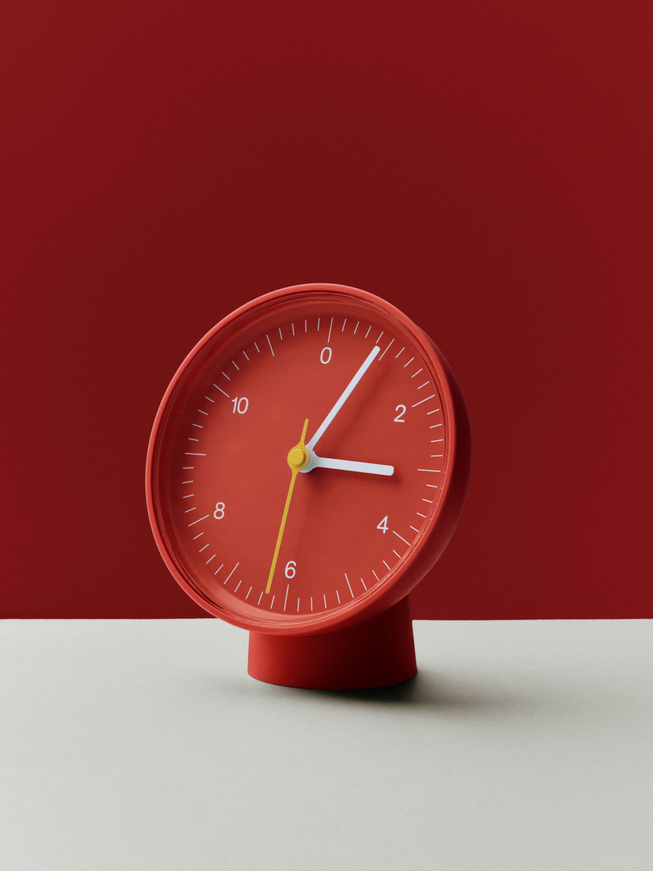 Table Clock Recycled-Red