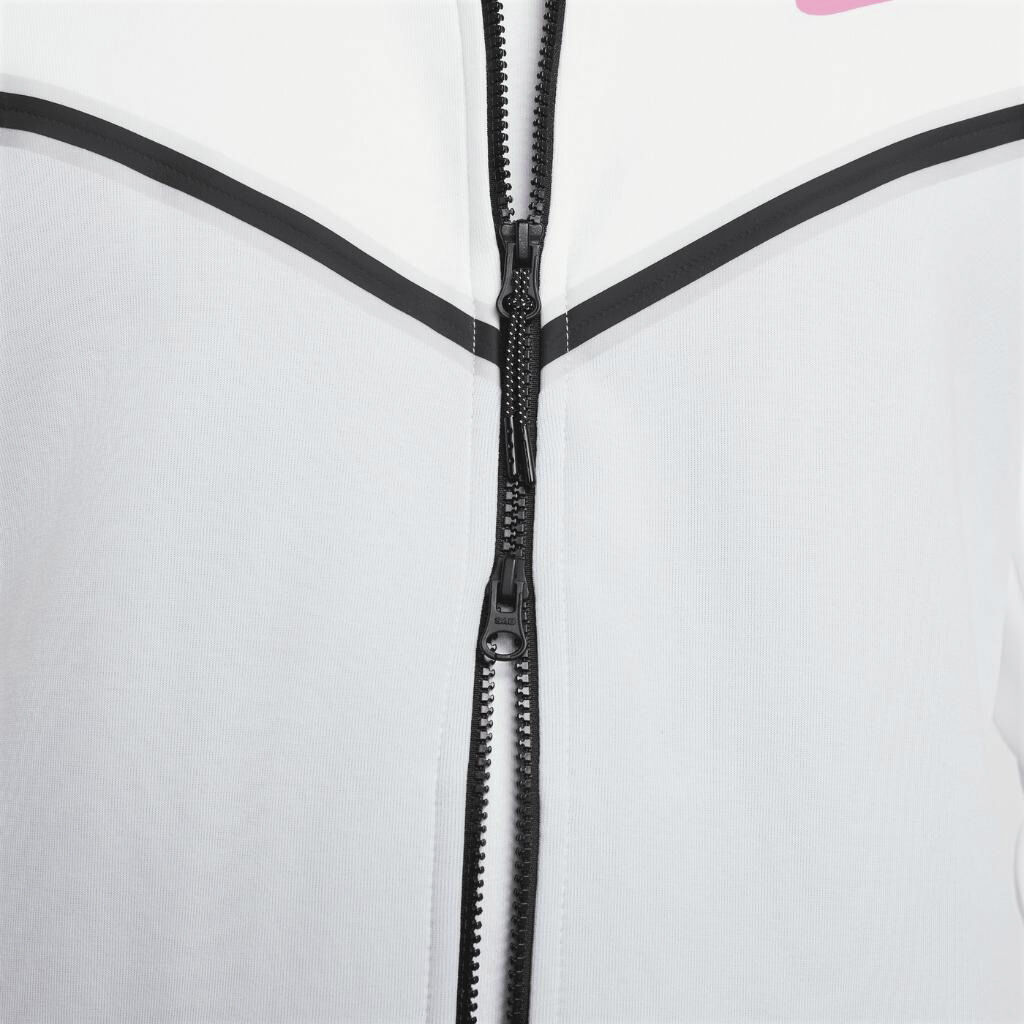 sportswear tech fleece