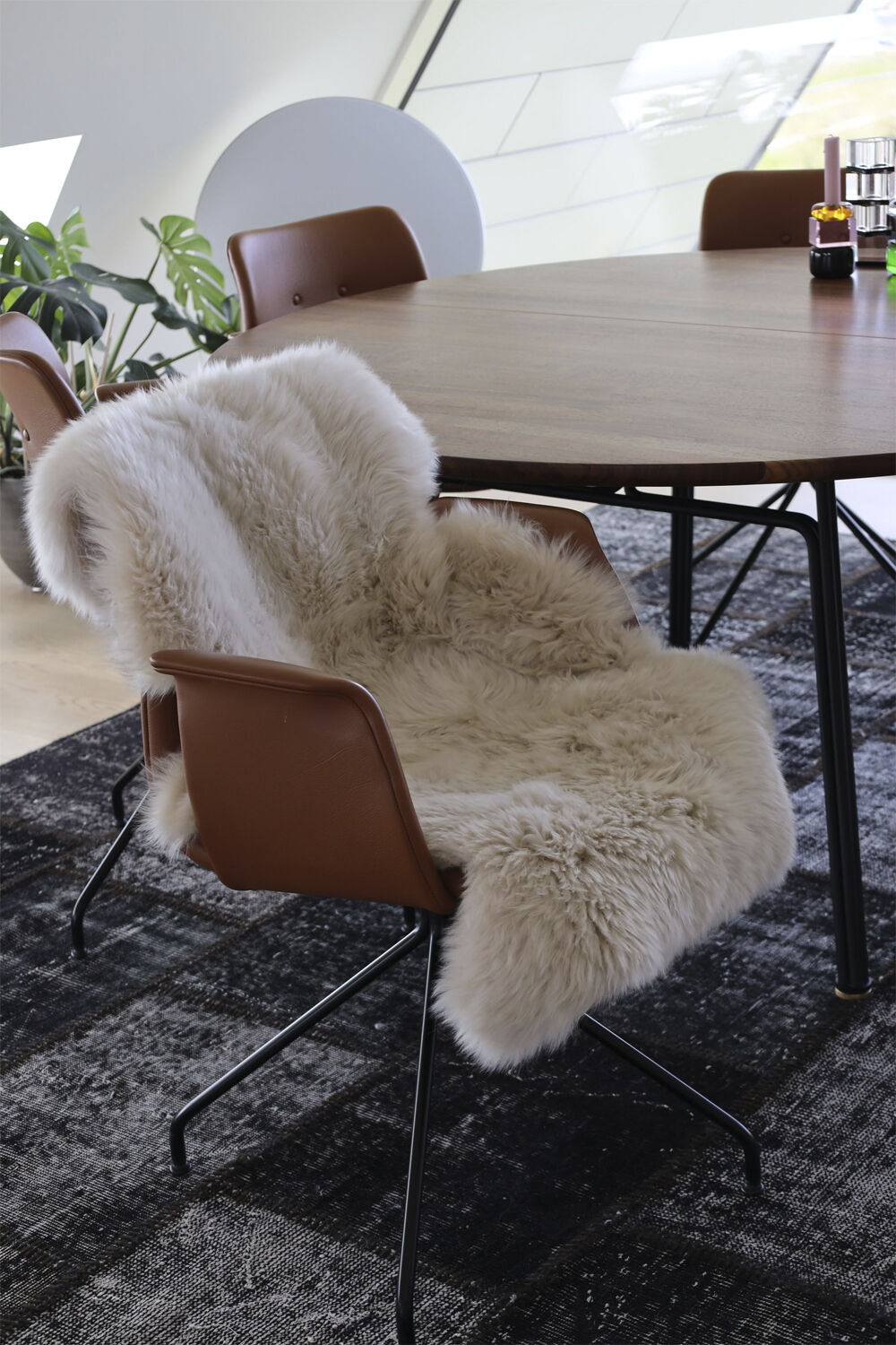 90cm-up New Zealand Sheepskin, Long Wool Beige 90x60