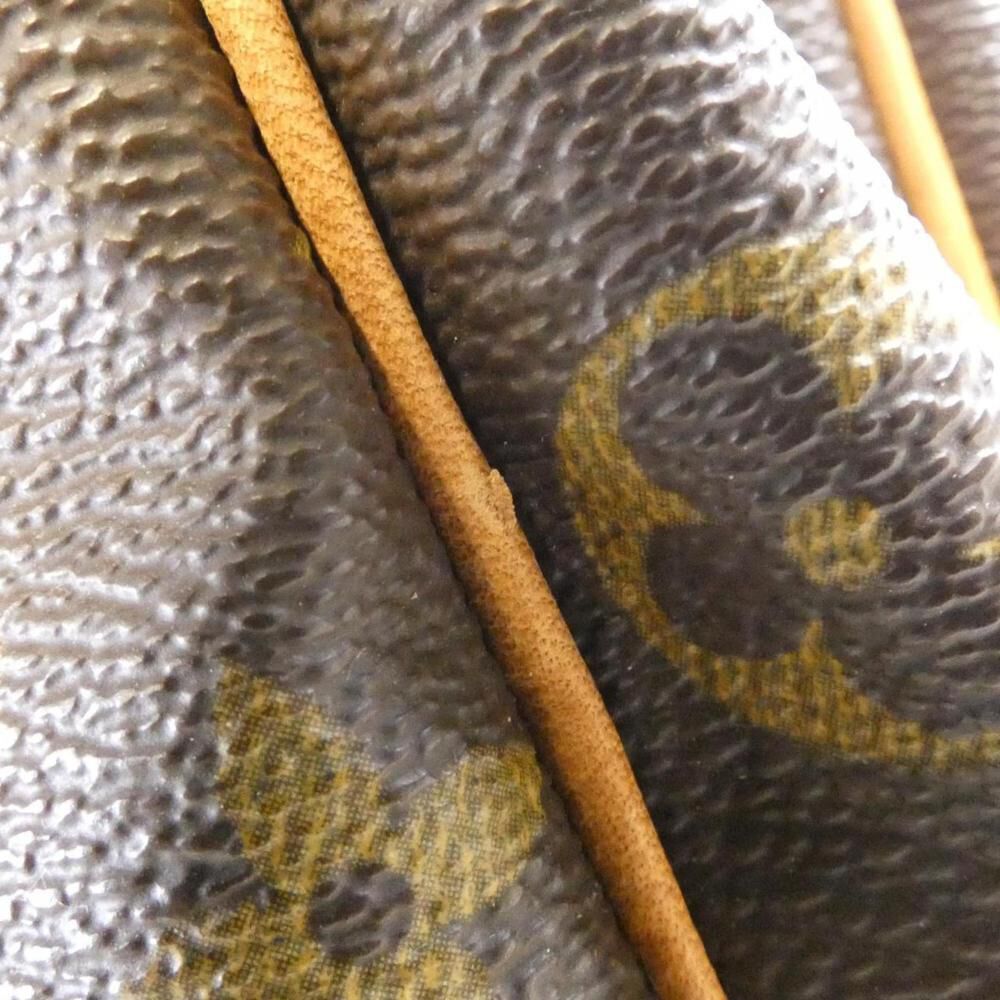 Louis Vuitton Saumur