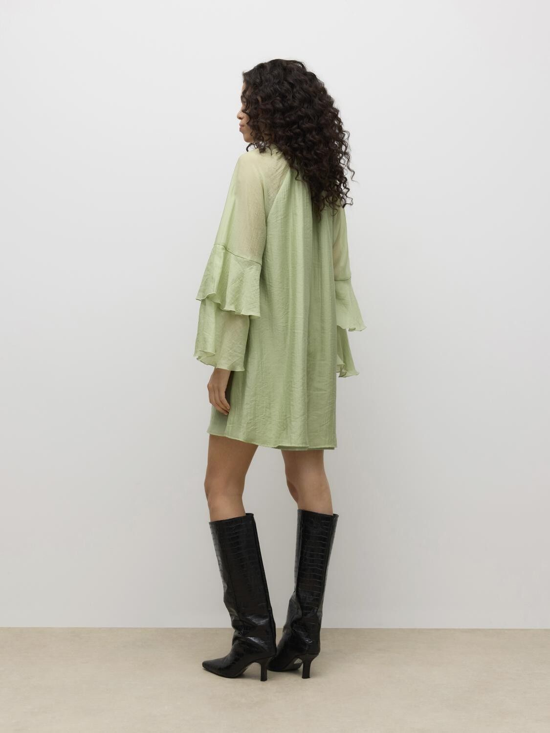 AWVALORA LS HIGH NECK SHORT DRESS