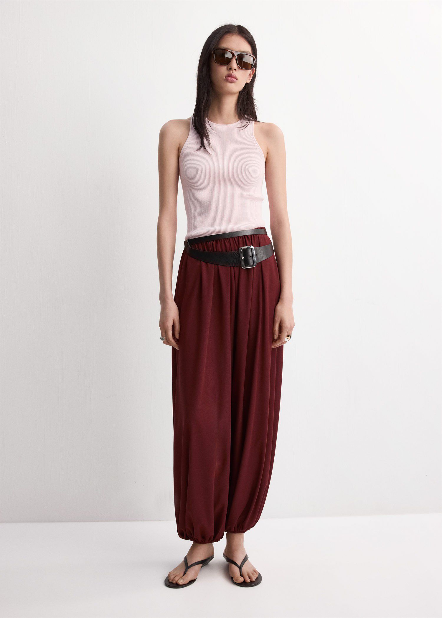 Fitted fine-knit top