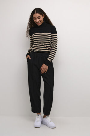 KAsigna Cropped Pants