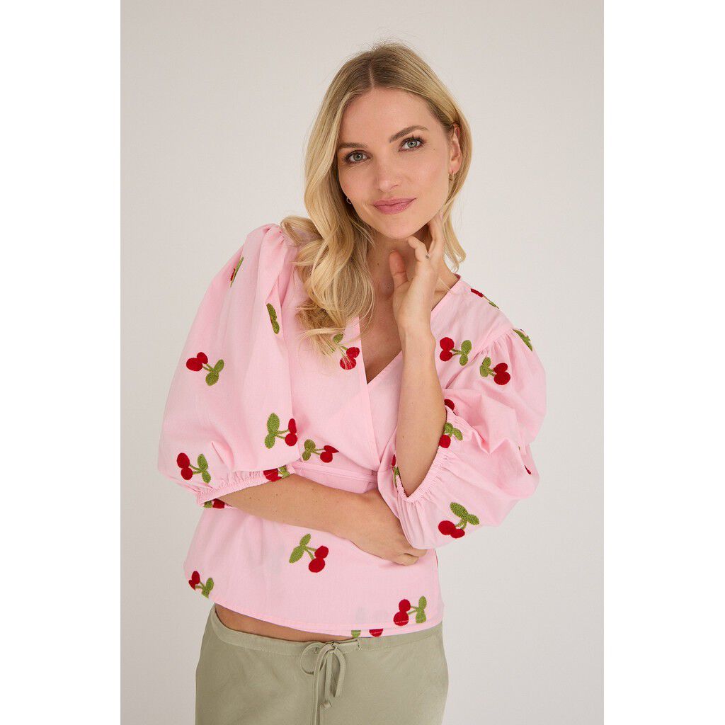 Rebekka fruit blouse