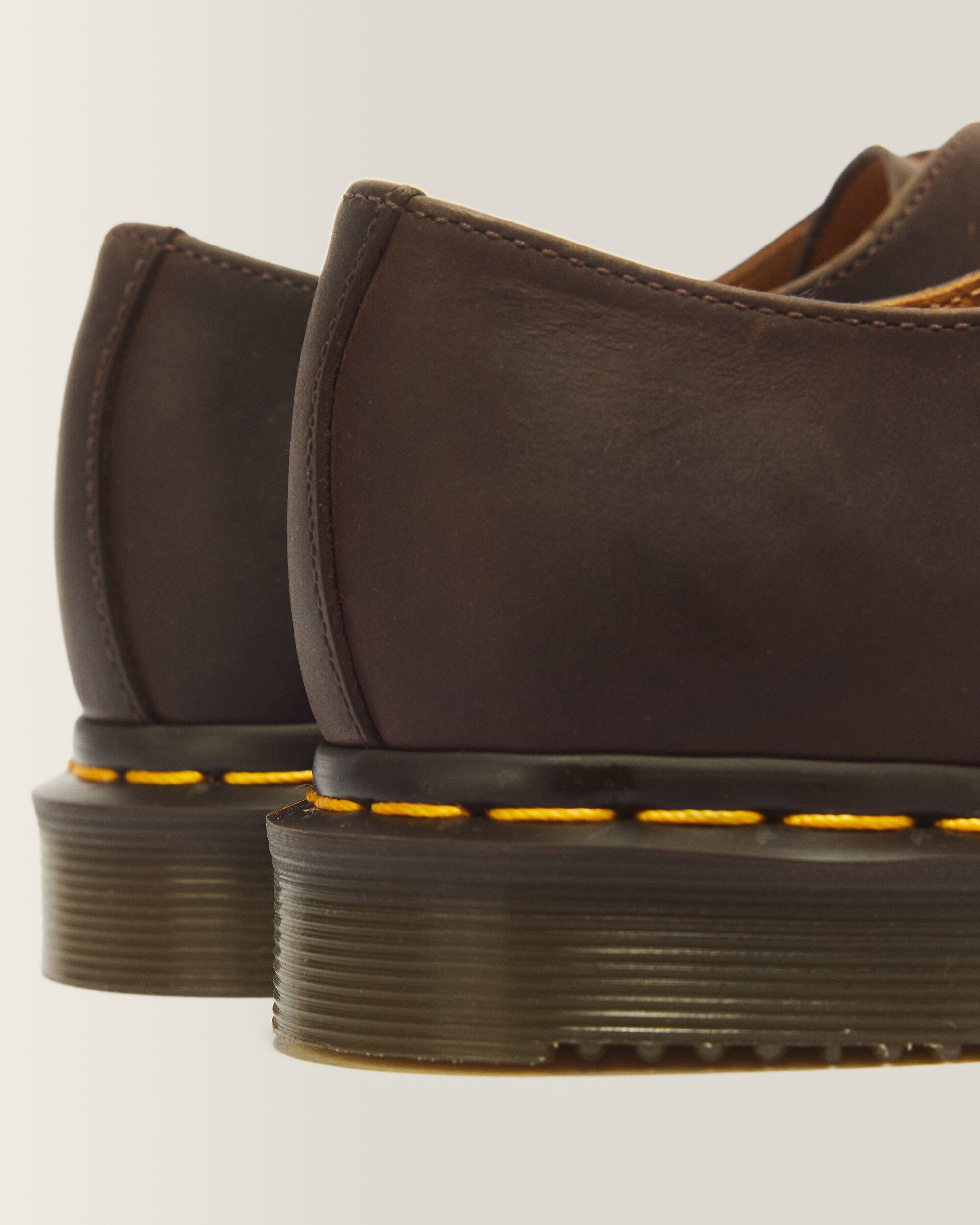 Daphny 4i Dark Brown Wyoming