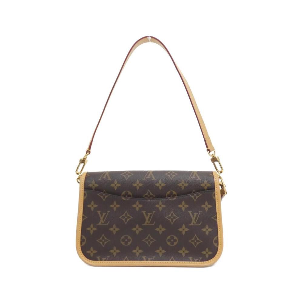 Louis Vuitton Shoulder Bags