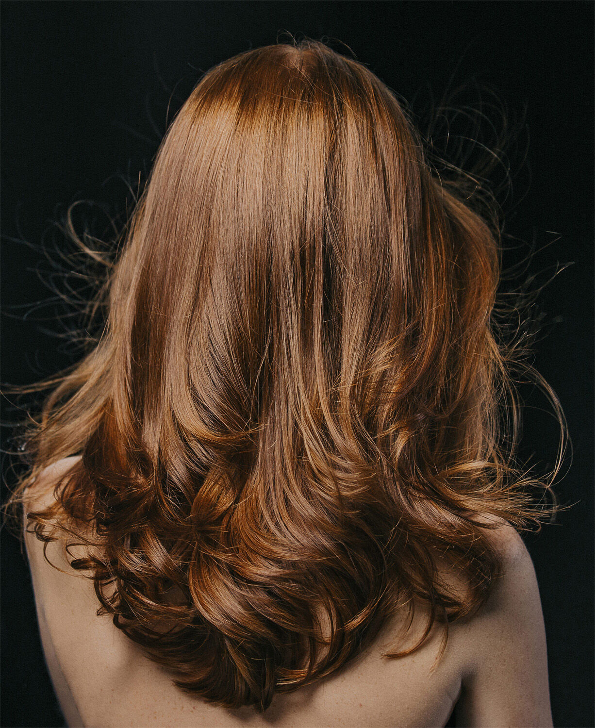 Hair Rituel by Sisley Revitalizing Color Perfecting Shampoo