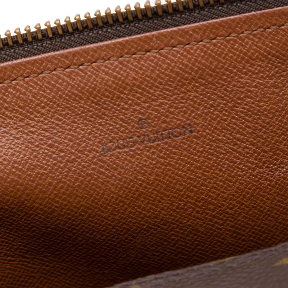Louis Vuitton Papillon