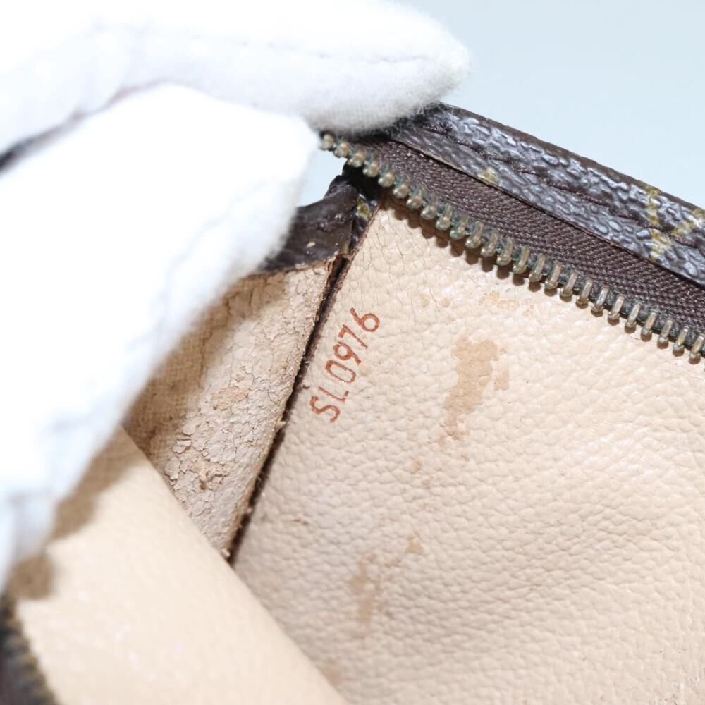 Louis Vuitton Poche Toilette