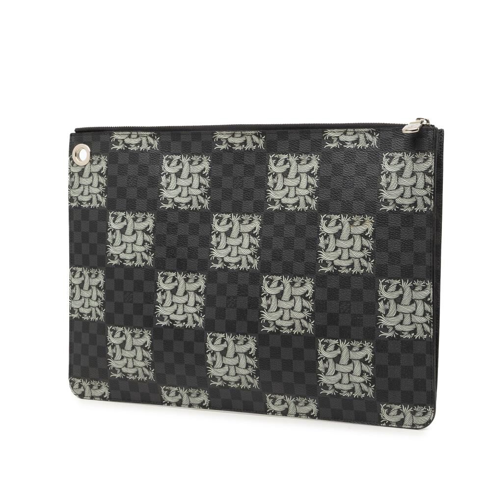 Louis Vuitton Clutch