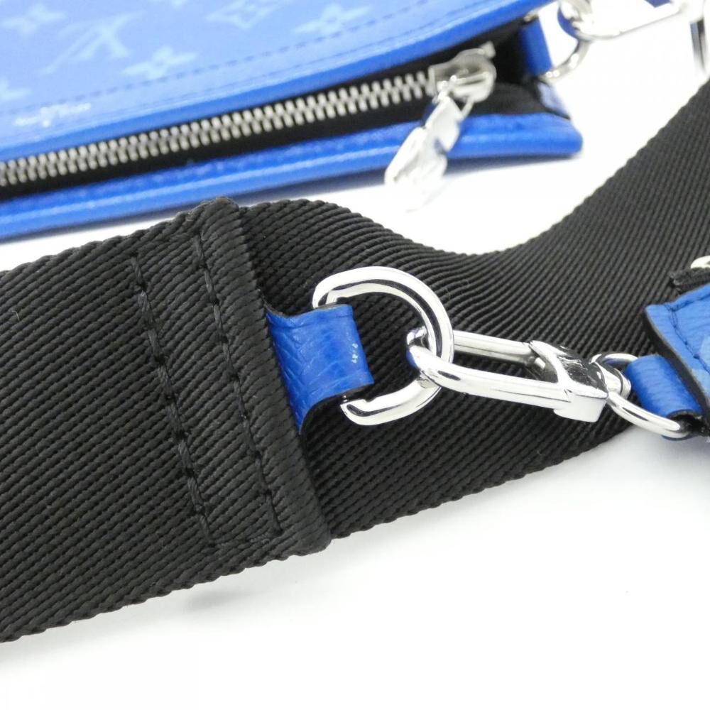 Louis Vuitton Shoulder Bags