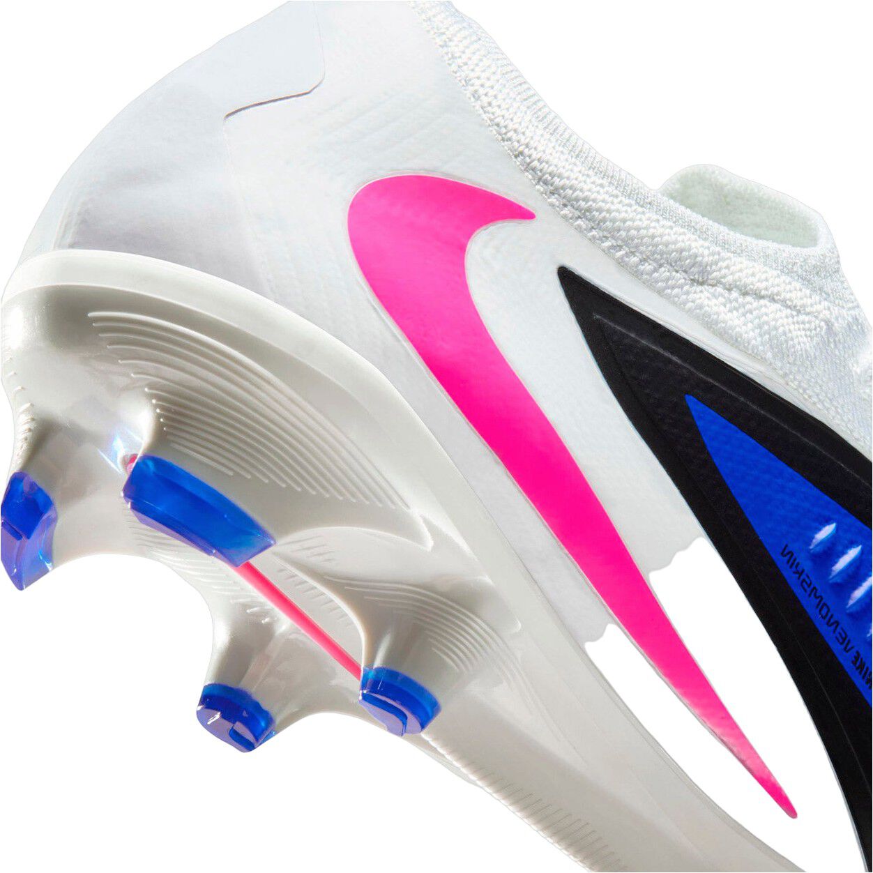 Phantom 6 Pro Fodboldst&oslash;vler