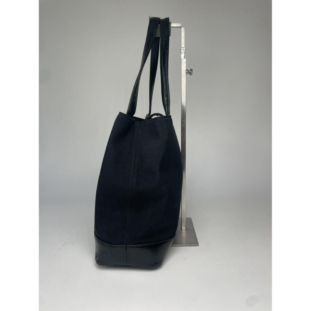 Yves Saint Laurent Handbag