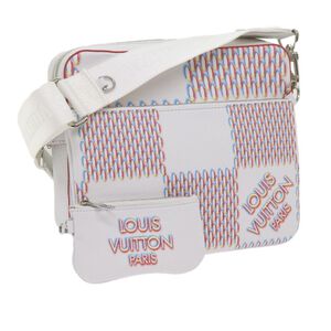 Louis Vuitton Messenger