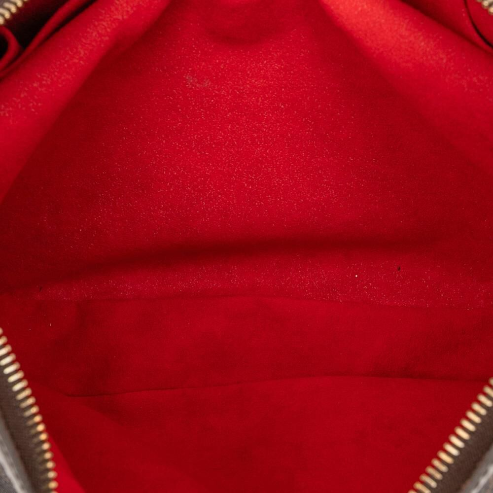 Louis Vuitton Shoulder Bags