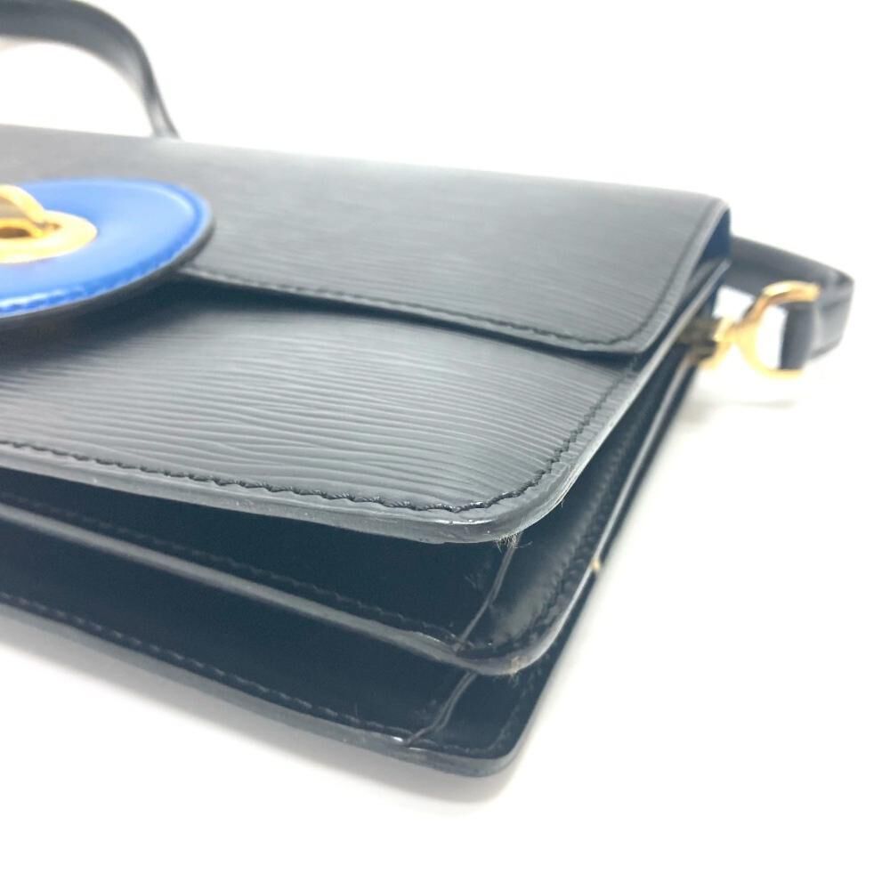 Louis Vuitton Shoulder Bags