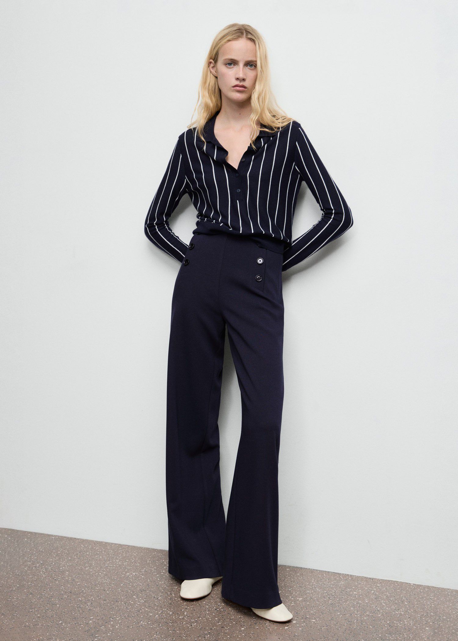 Wide leg trousers with buttons