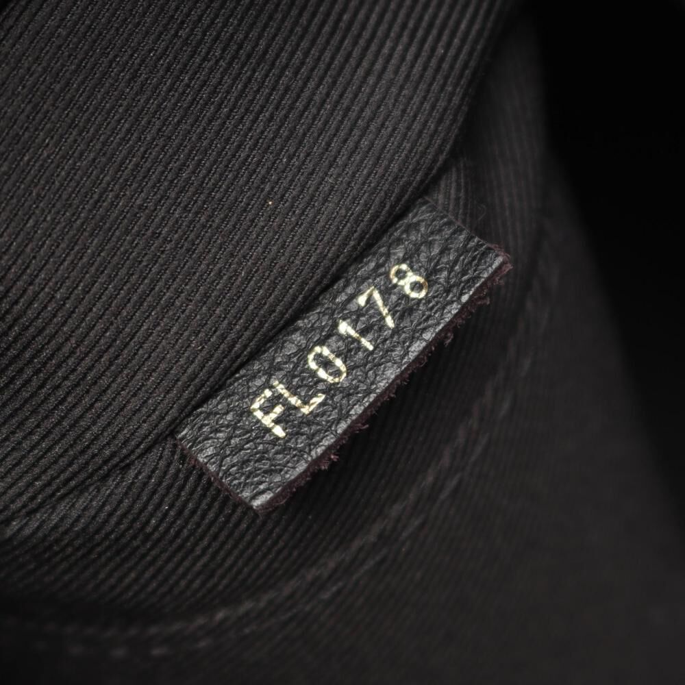 Louis Vuitton Palm Springs