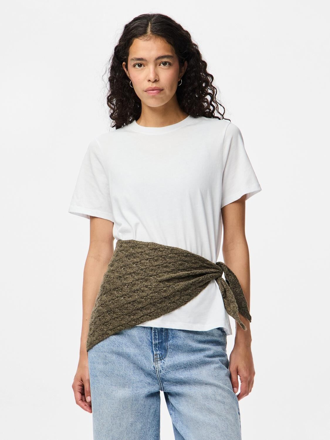 PCJOELLE TRIANGLE SCARF BC