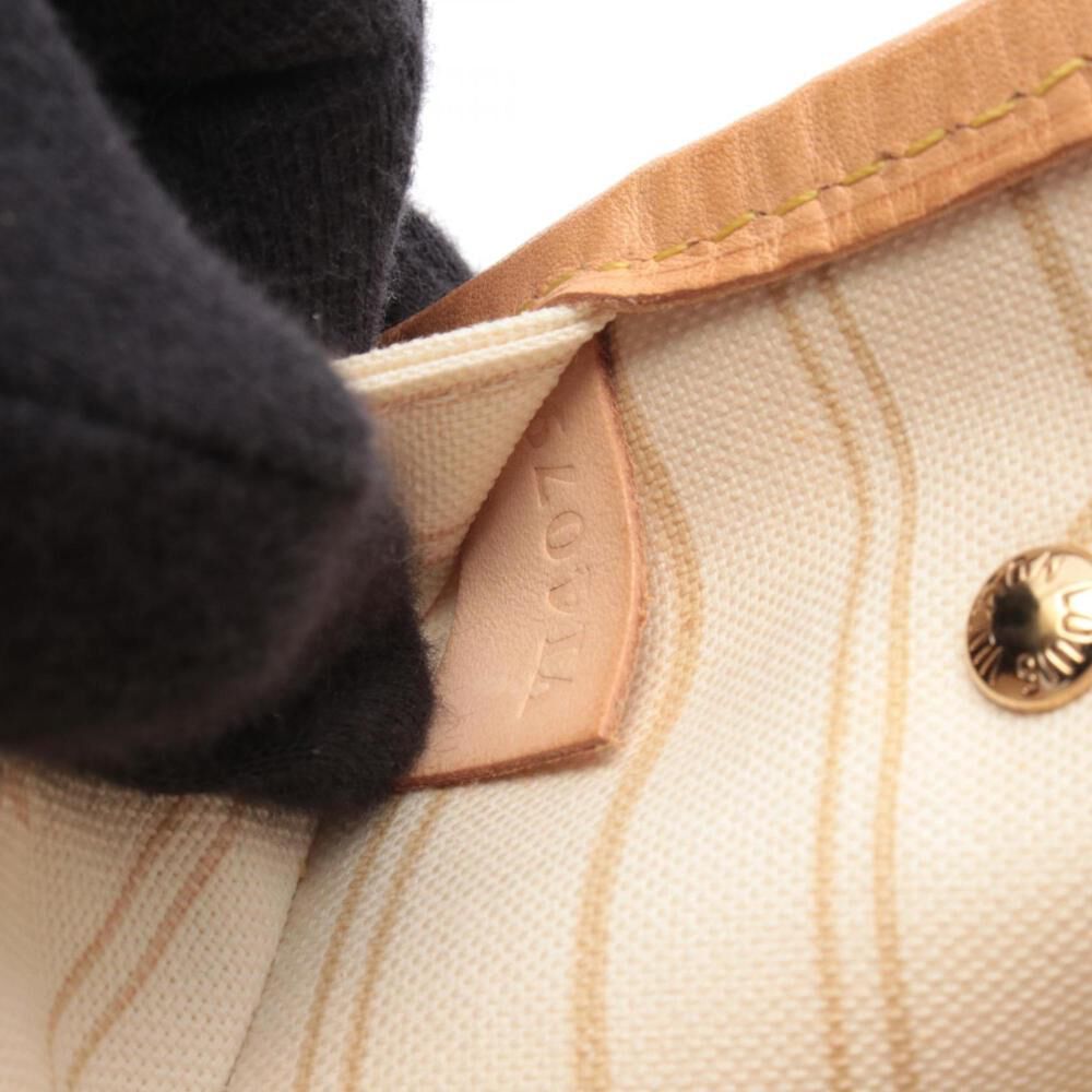 Louis Vuitton Neverfull