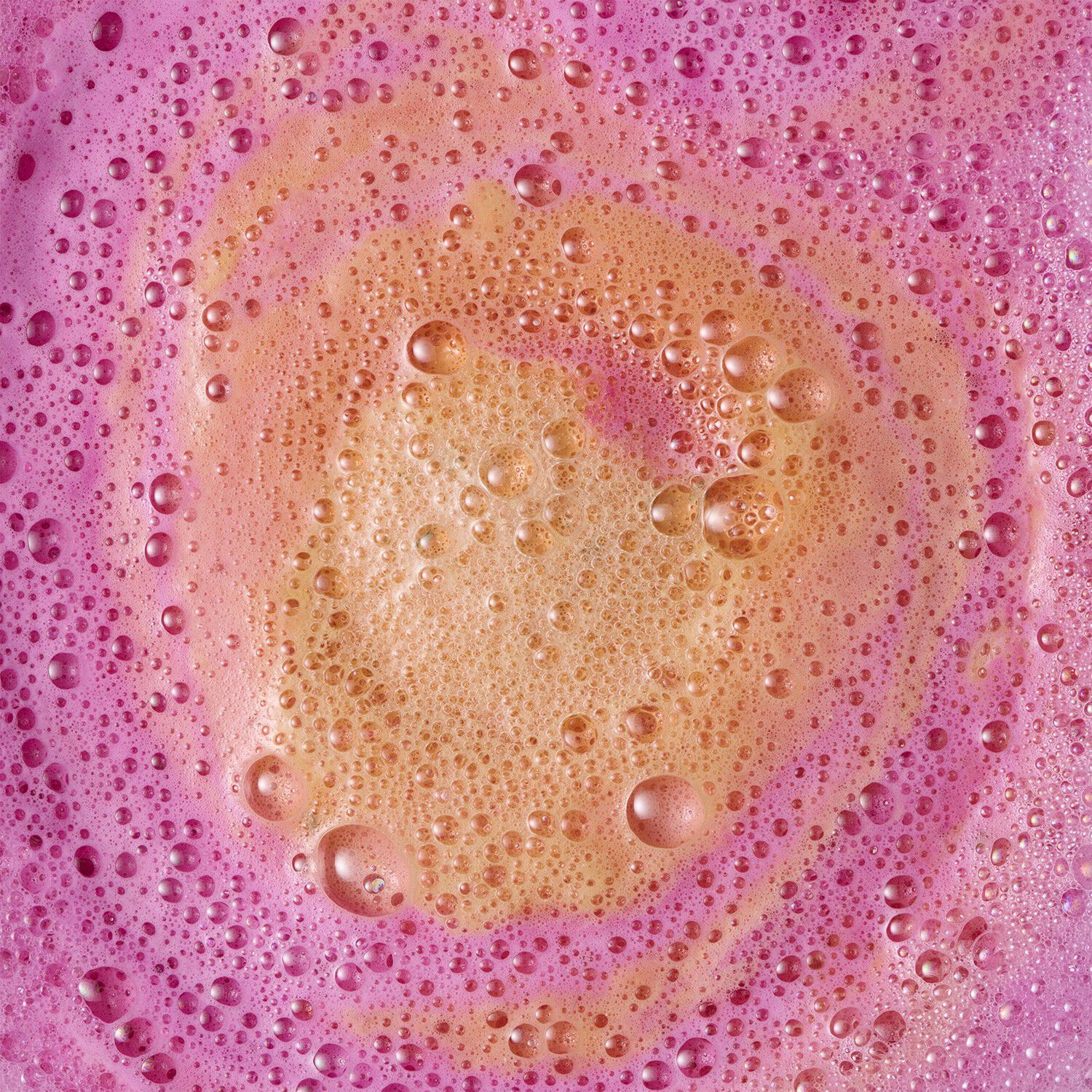 Brusende badebombe - Farver og parfumerer badet