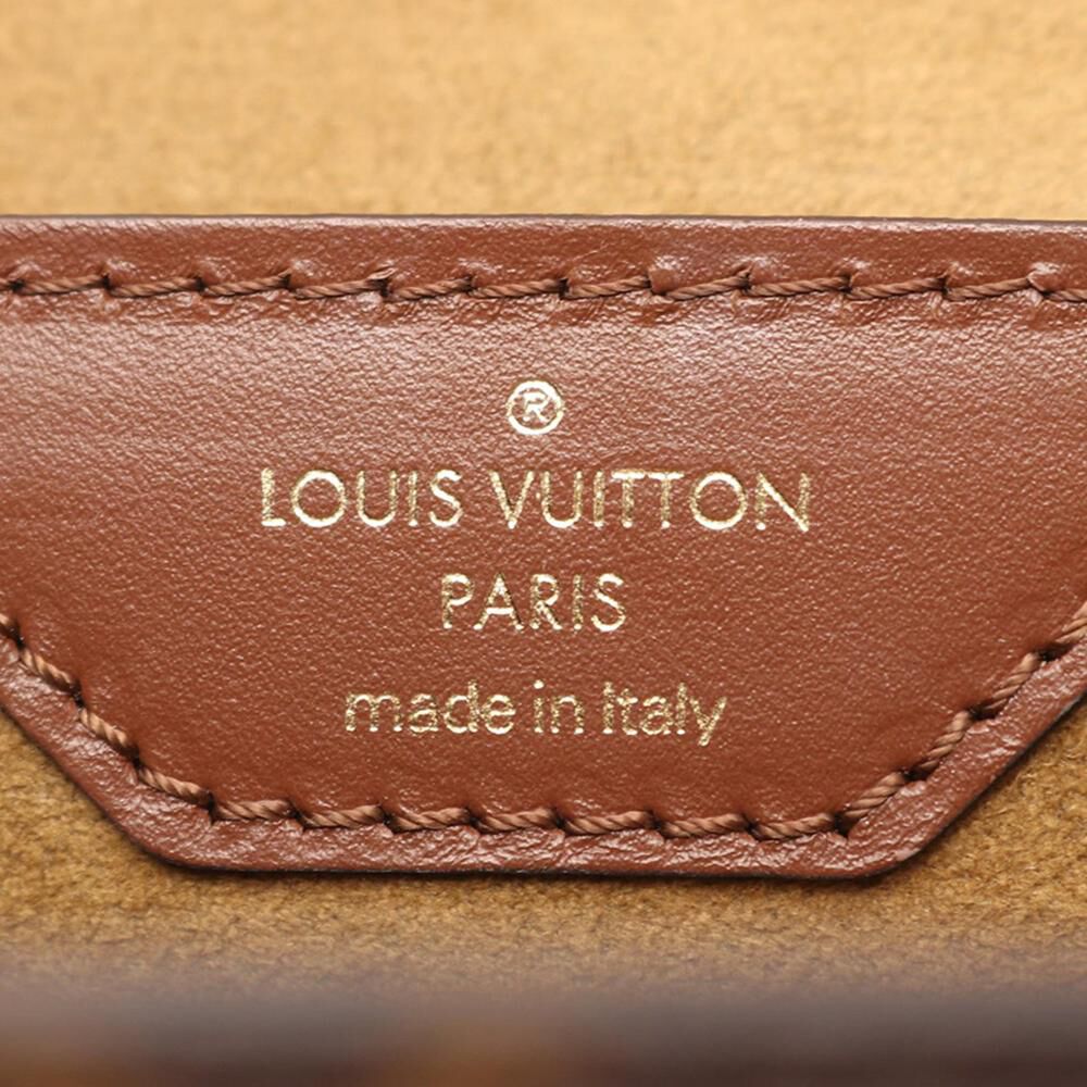 Louis Vuitton Papillon