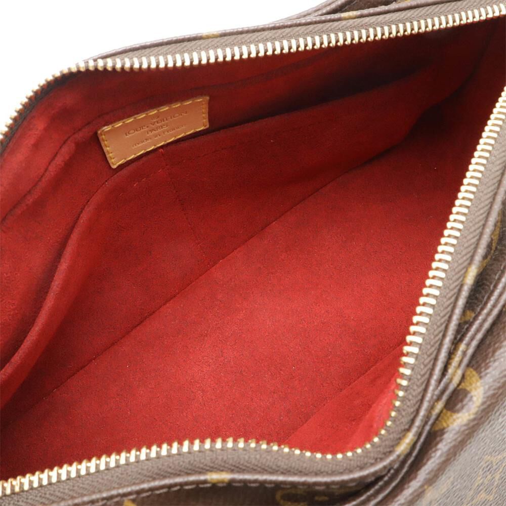 Louis Vuitton Shoulder Bags