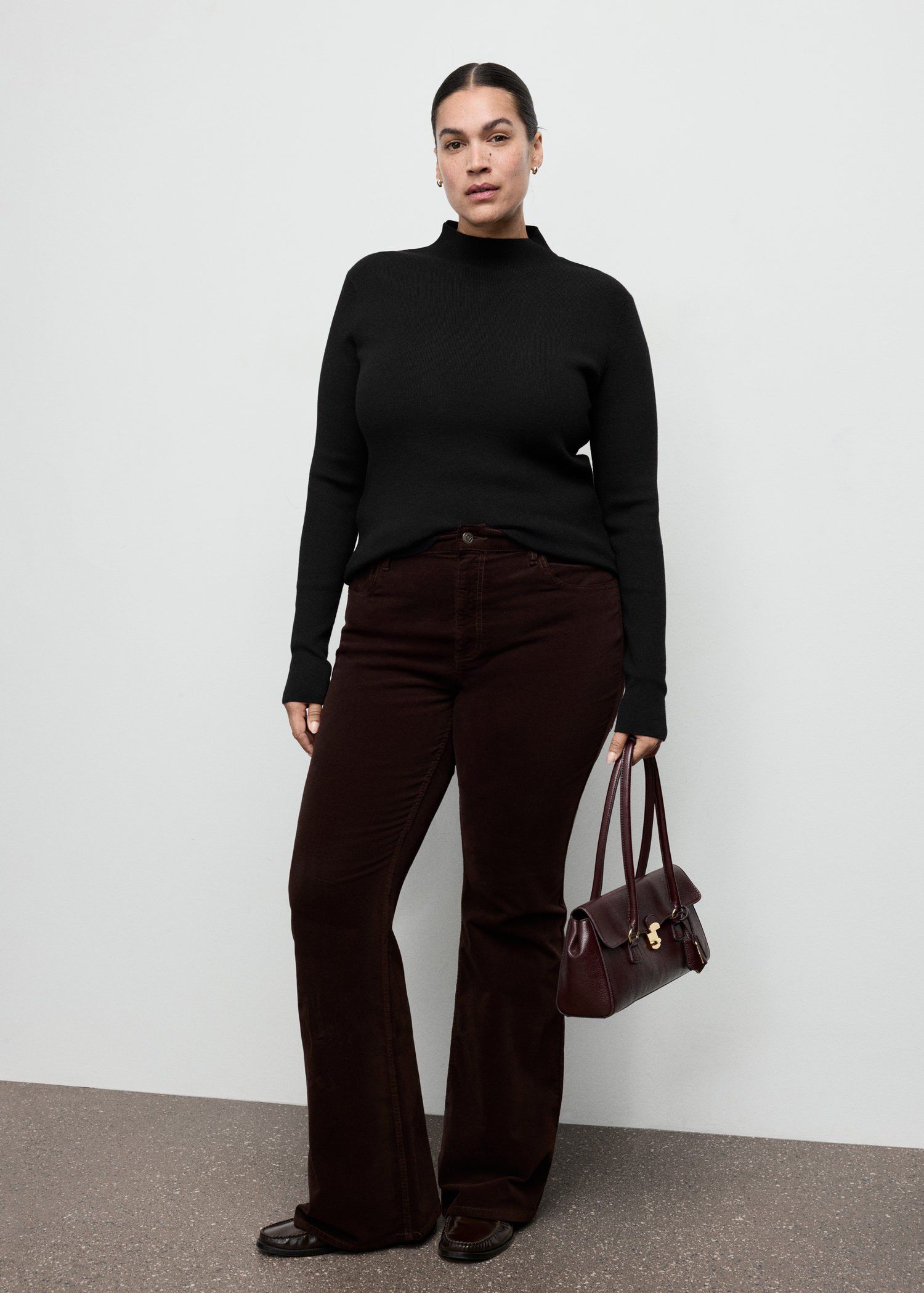 Fitted sweater with perkins neck