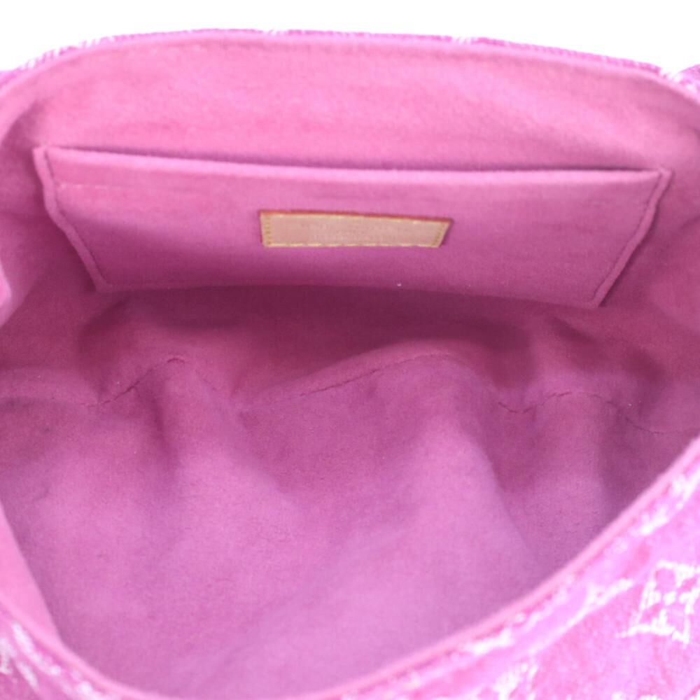 Louis Vuitton Pleaty