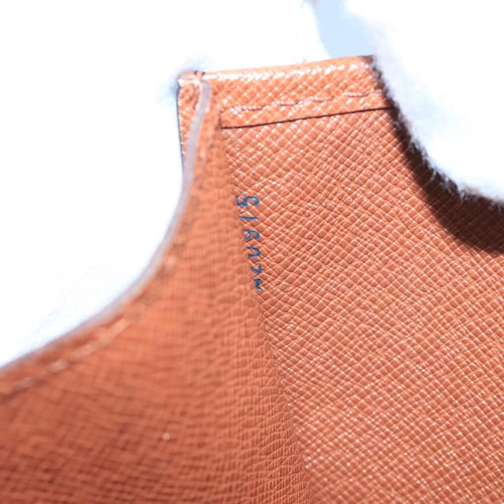 Louis Vuitton Shoulder Bags