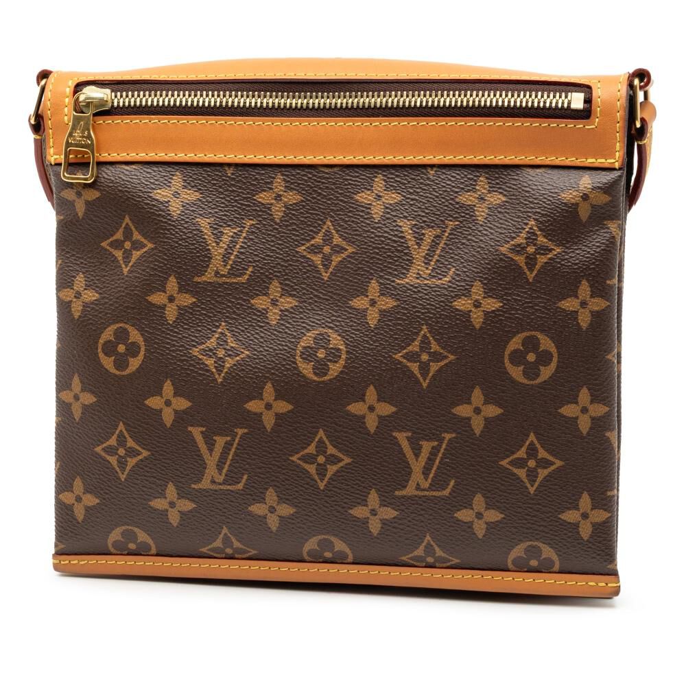 Louis Vuitton Messenger