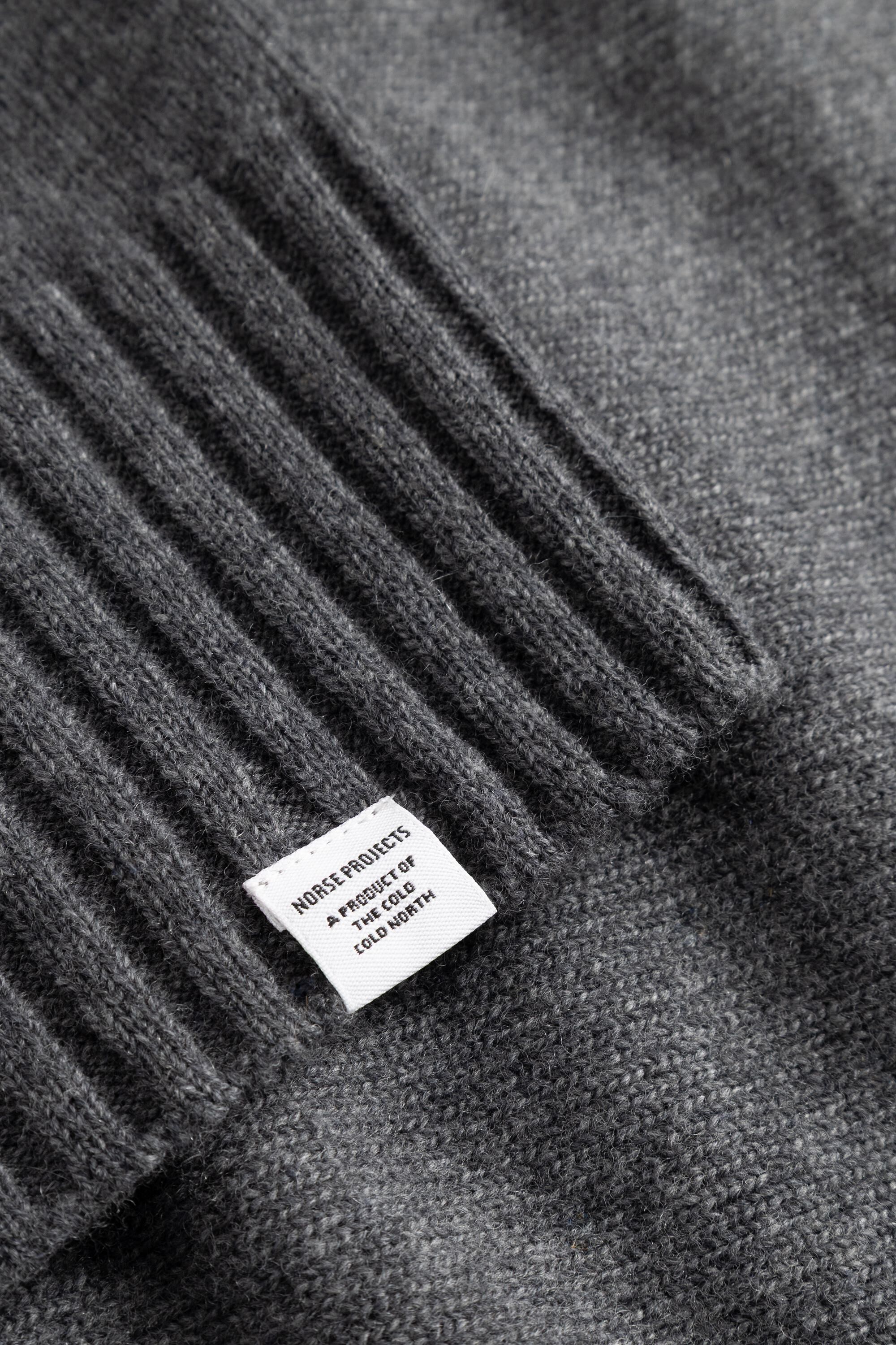 Aldrup Lambswool Cardigan
